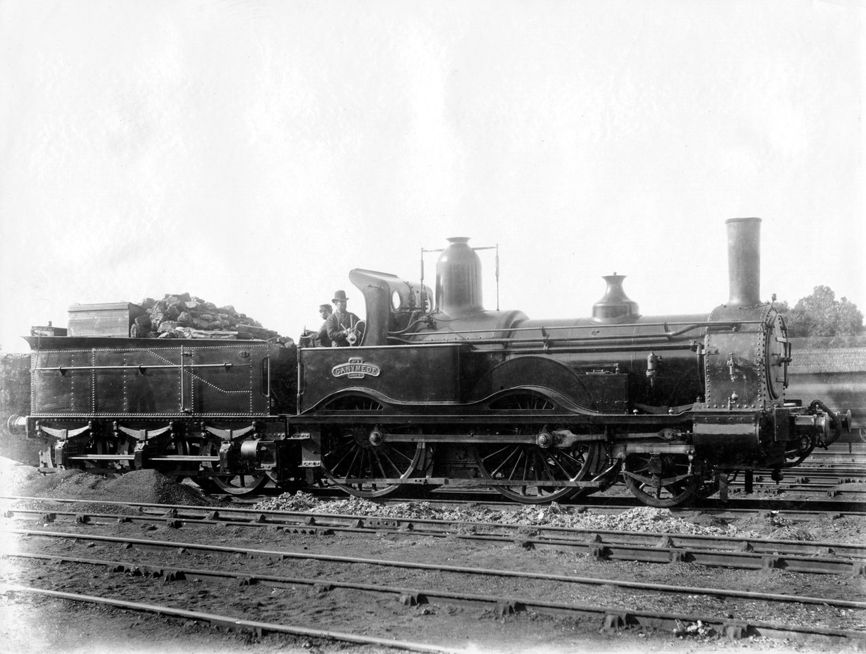 London & South Western Railway LSWR lokomotiv nr. 5, Ganymede og tender, c1873 af Unbekannt
