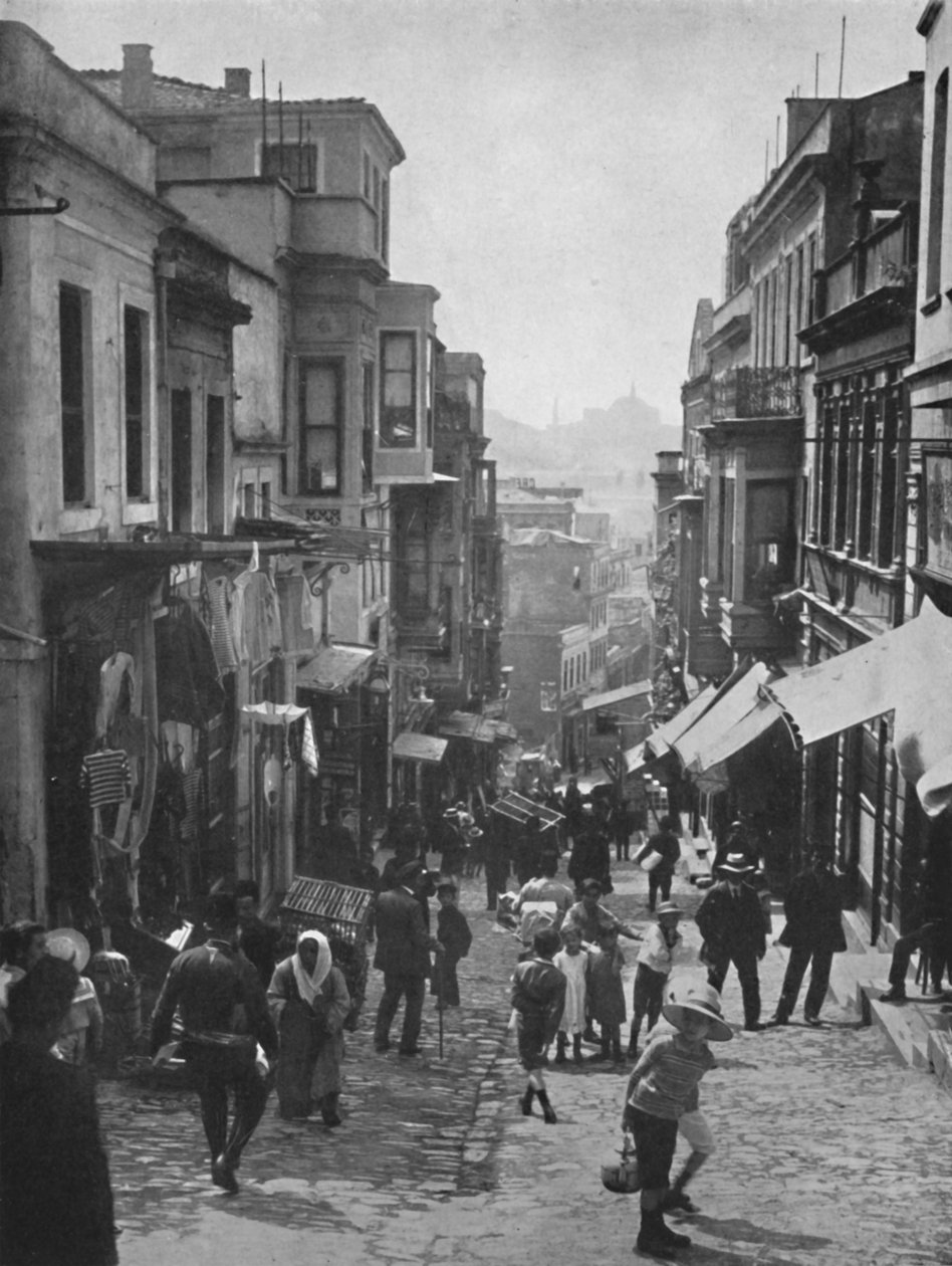 Ser ned ad Step Street, Konstantinopel, 1913 af Unbekannt