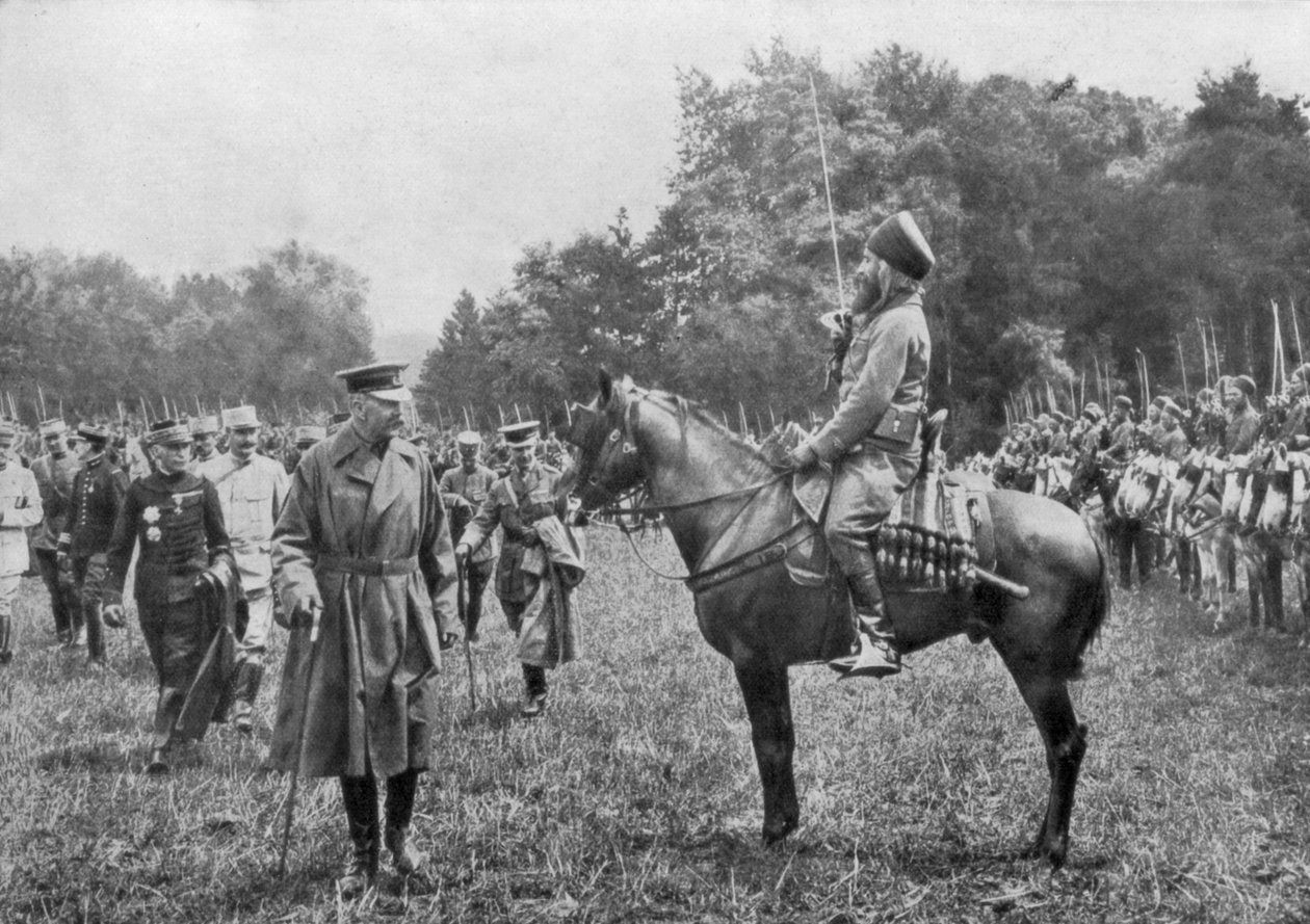 Lord Kitchener inspicerer algeriske tropper, Frankrig, Første Verdenskrig, 16. august 1915 af Unbekannt