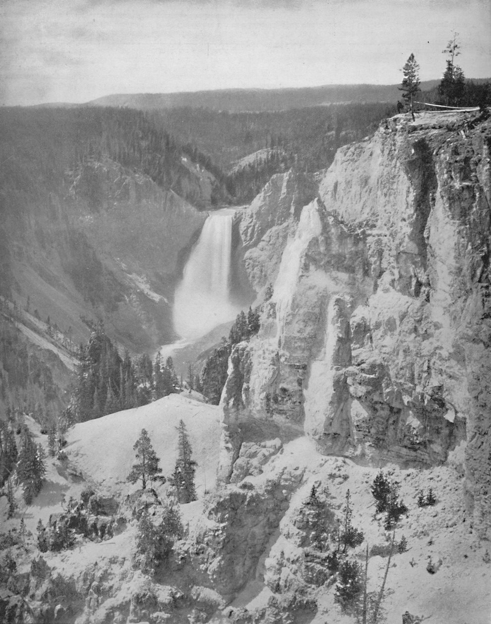 Lower Falls of the Yellowstone, Wyoming, c1897. af Unbekannt