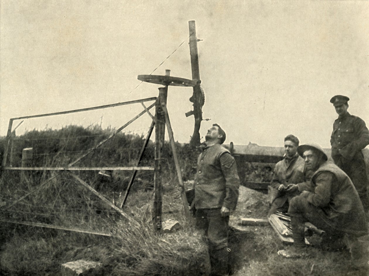 Maskingevær monteret på hjul..., 1919. af Unbekannt