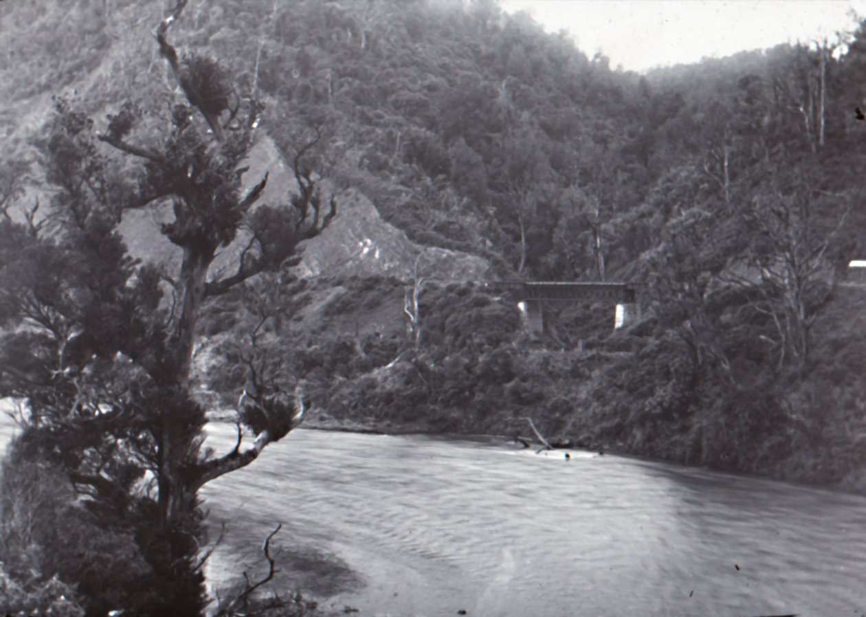 Manawatu Gorge, slutningen af det 19.-begyndelsen af det 20. århundrede. af Unbekannt