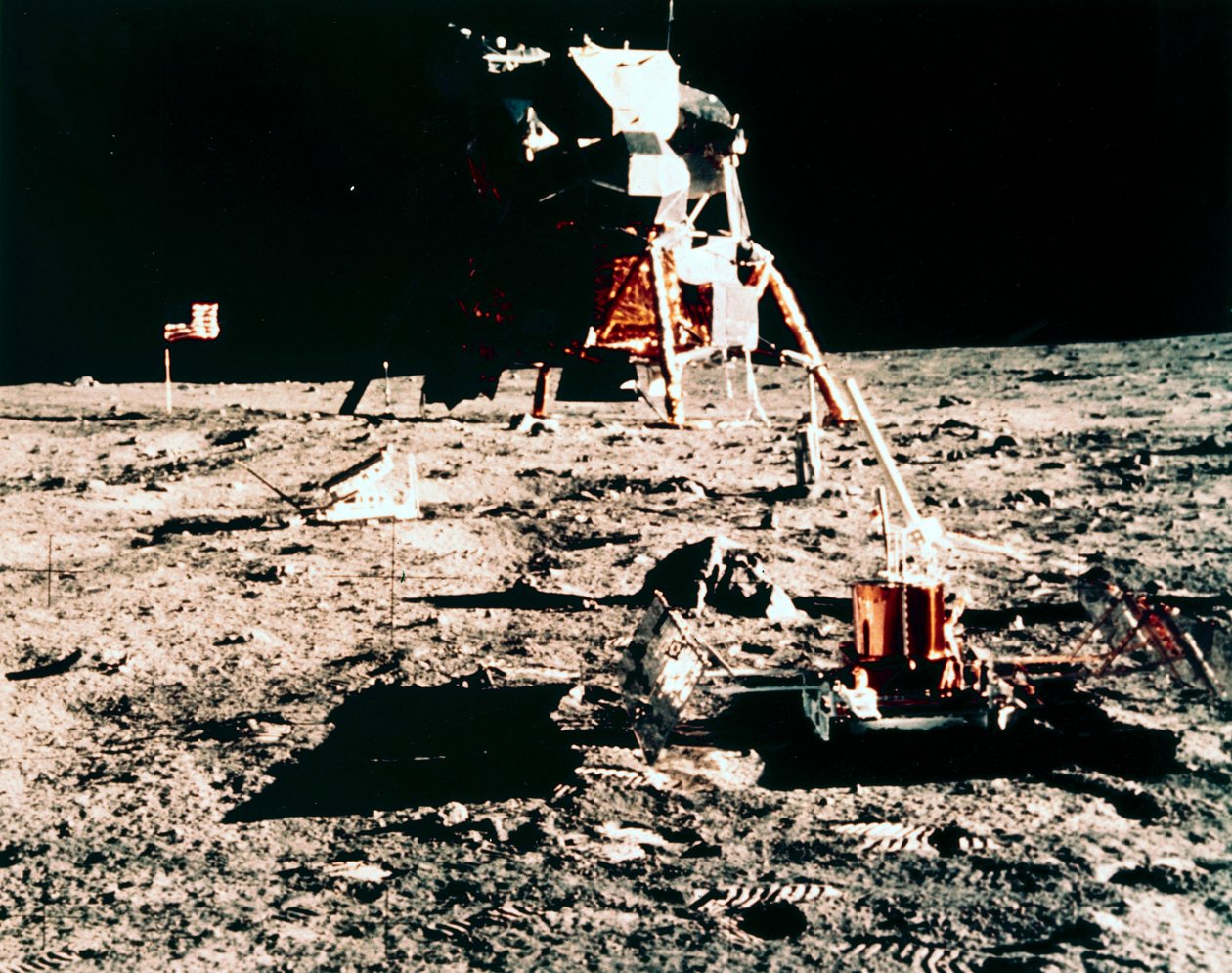 Bemandet rumflyvning, USA, Apollo 11 Apollo 11 måneeksperimenter af Unbekannt