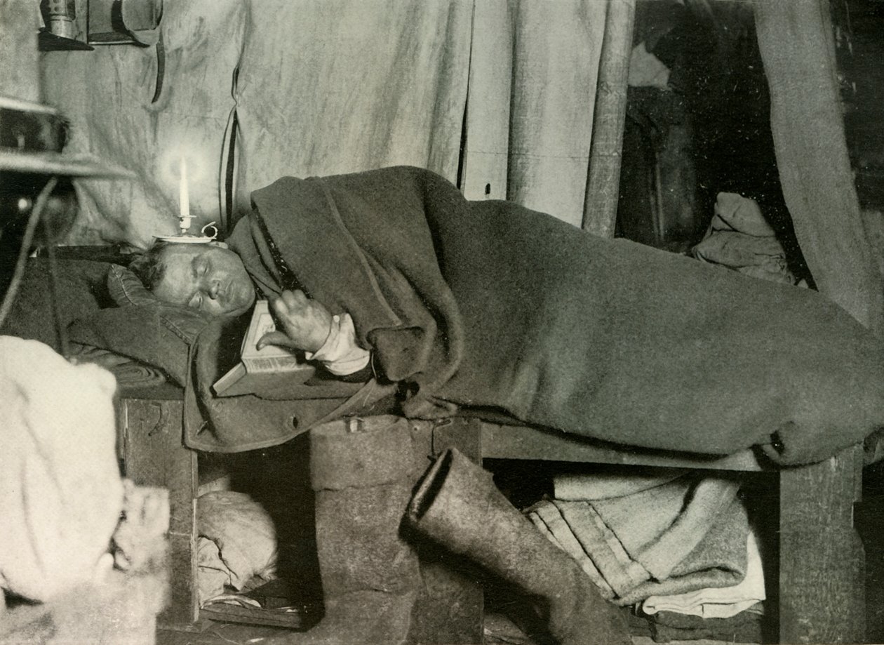 Marston i hans seng, c1908, 1909. af Unbekannt