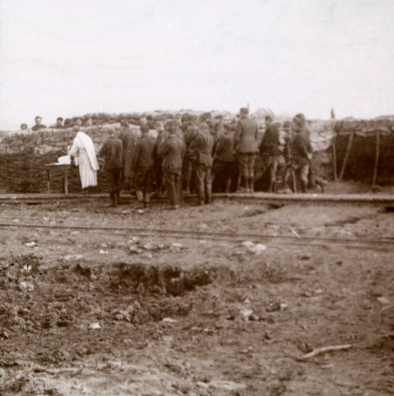 Messe i skyttegravene, Pervijze, Flandern, Belgien, c1914-c1918 af Unbekannt