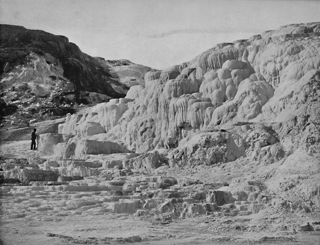 Minerva Terrace, Yellowstone Park, c1897. af Unbekannt