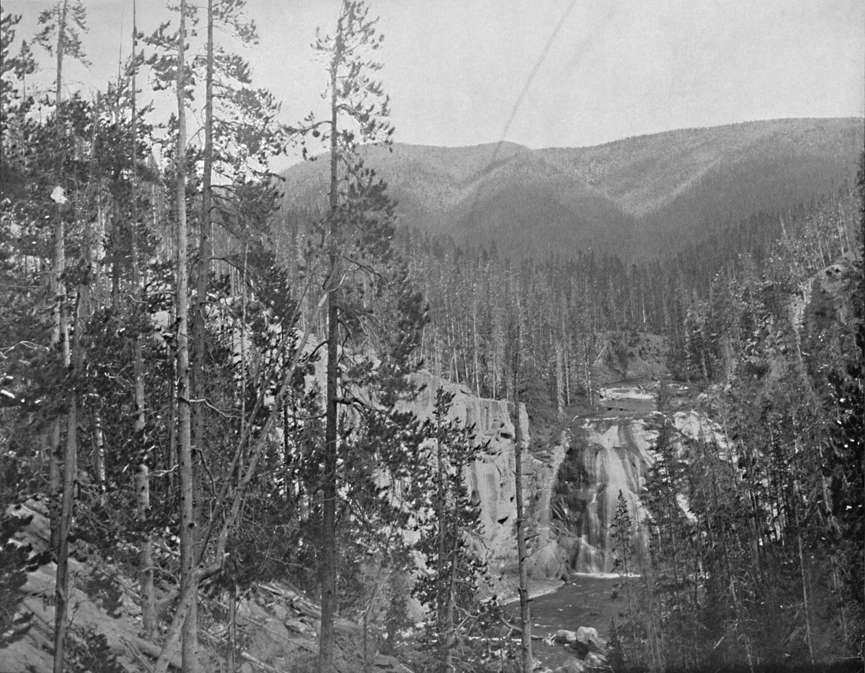 Missouri River, under Great Falls, Montana, c1897. af Unbekannt