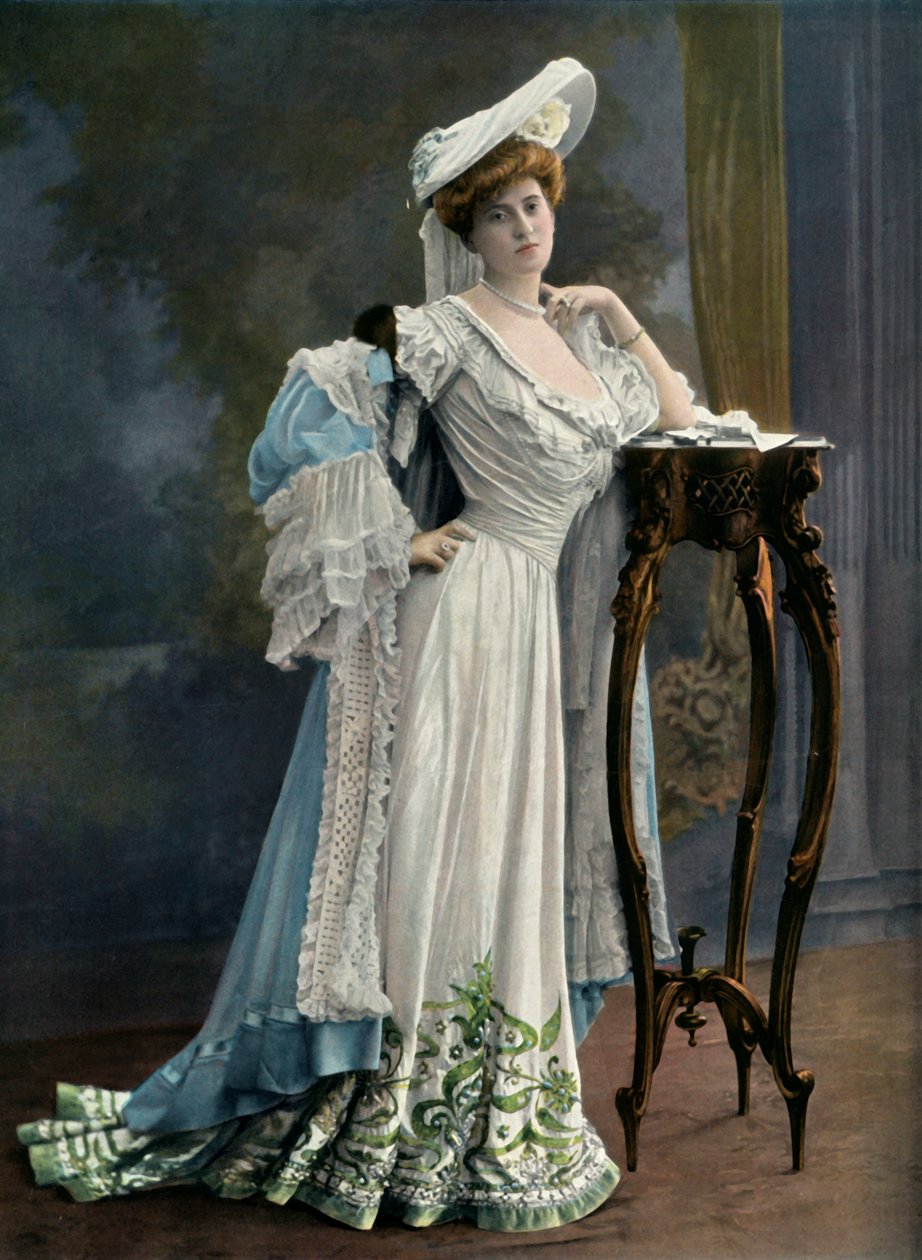 Mlle. Paule Andral - Du Theatre Du Vaudeville - Rolle som Roseline Denis. - L