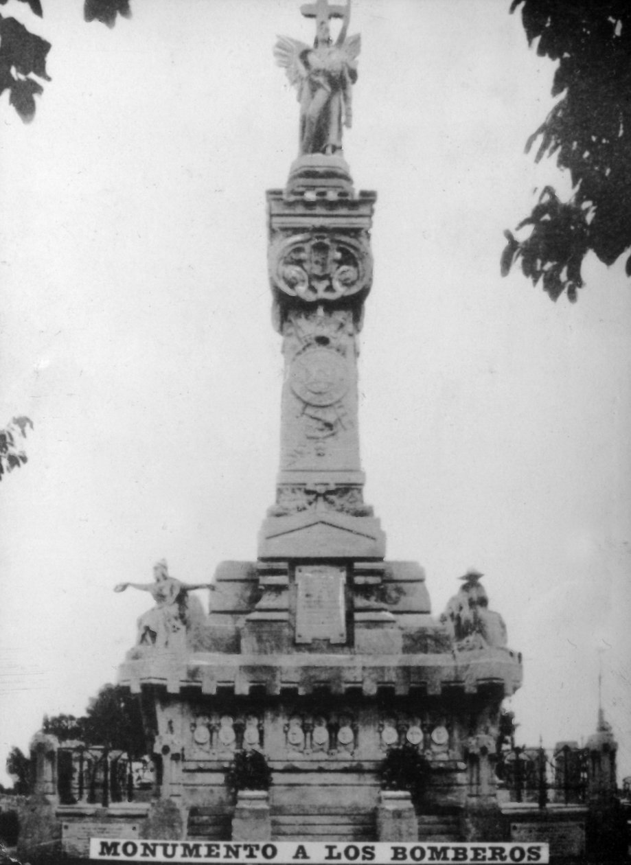 Monument for brandmænd, 1897, 1920