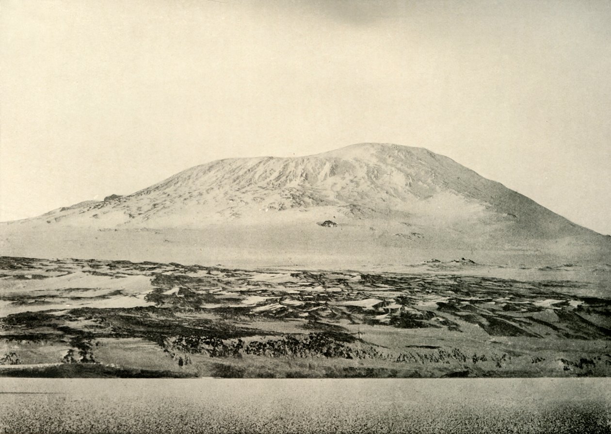 Mount Erebus...Det gamle krater til venstre, c1908, 1909. af Unbekannt