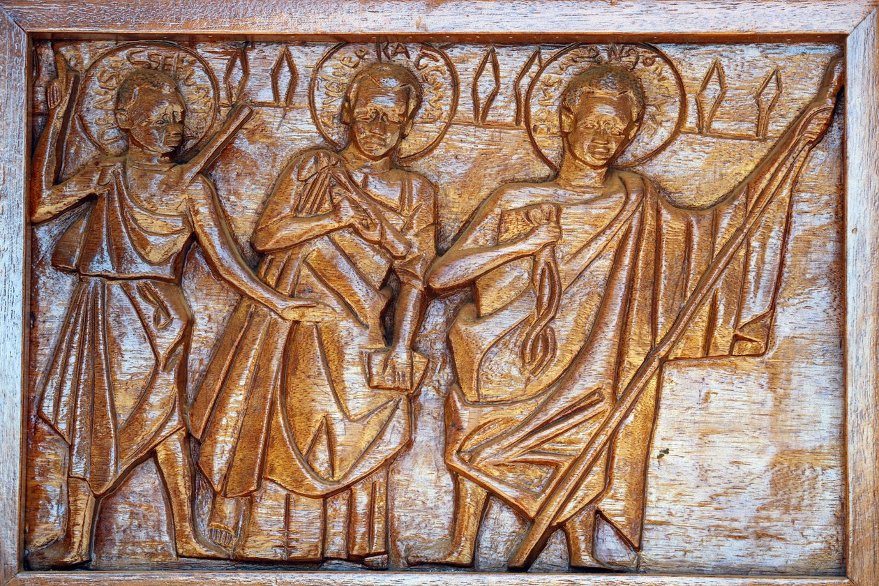 Namugongo katolske martyrhelligdom, Kampala. Kirkedørrelief, 20160217, Kampala, Uganda af Unbekannt