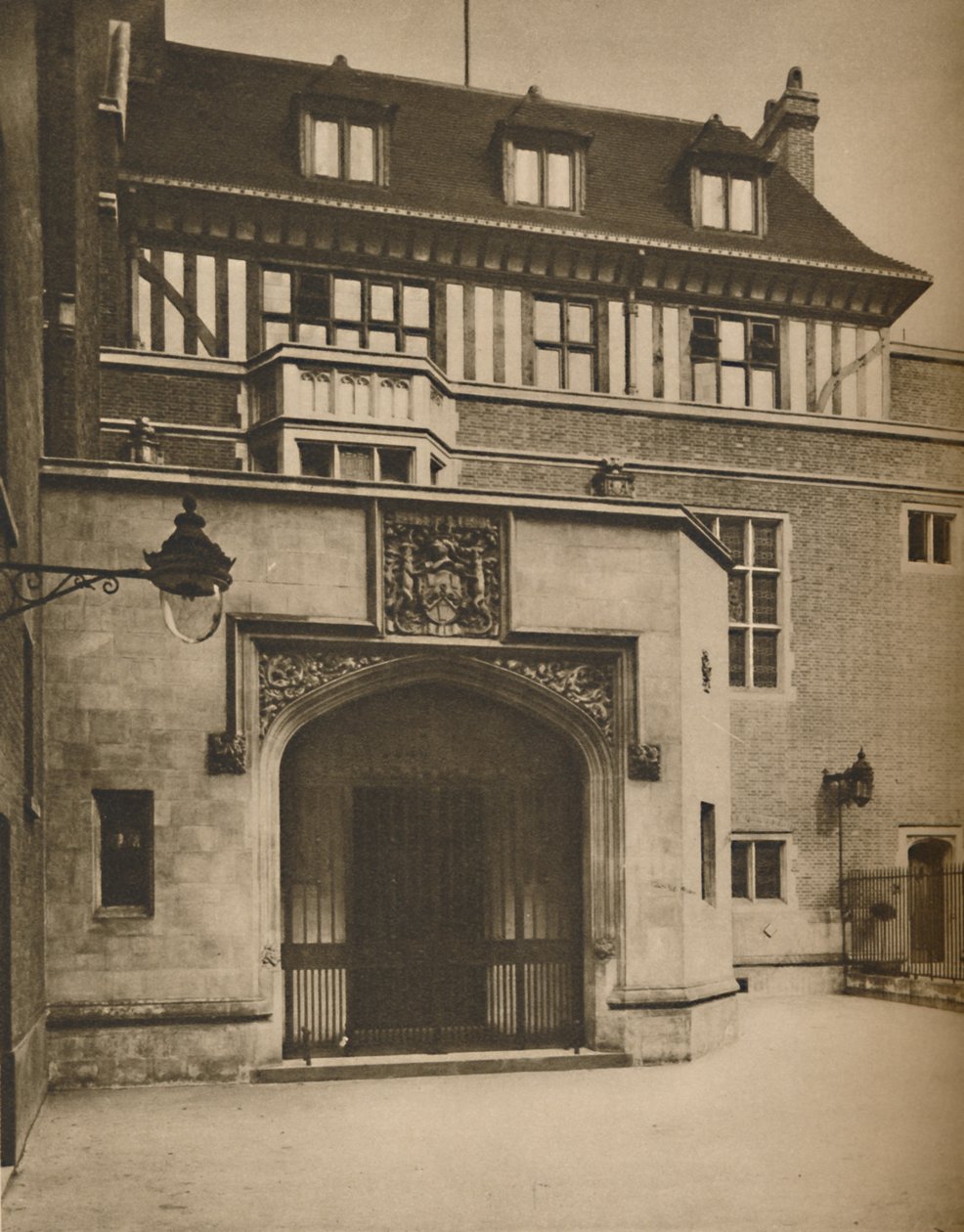 New Hall of the Ancient Company of Ironmongers i Aldersgate, c1935. af Unbekannt