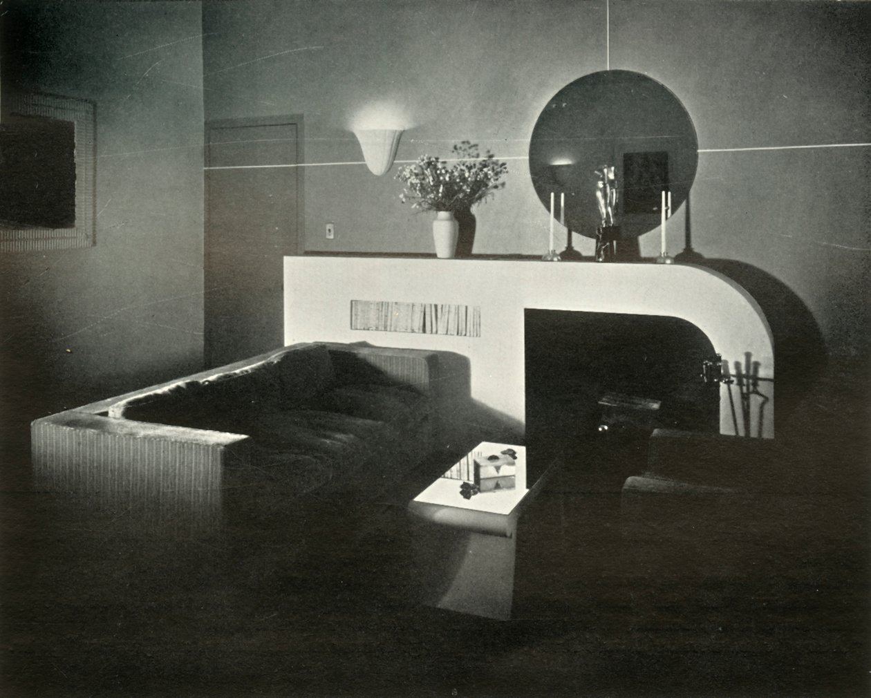 New York pent-house hjem af Raymond Loewy, designet af ham selv - Pejs, 1937. af Unbekannt