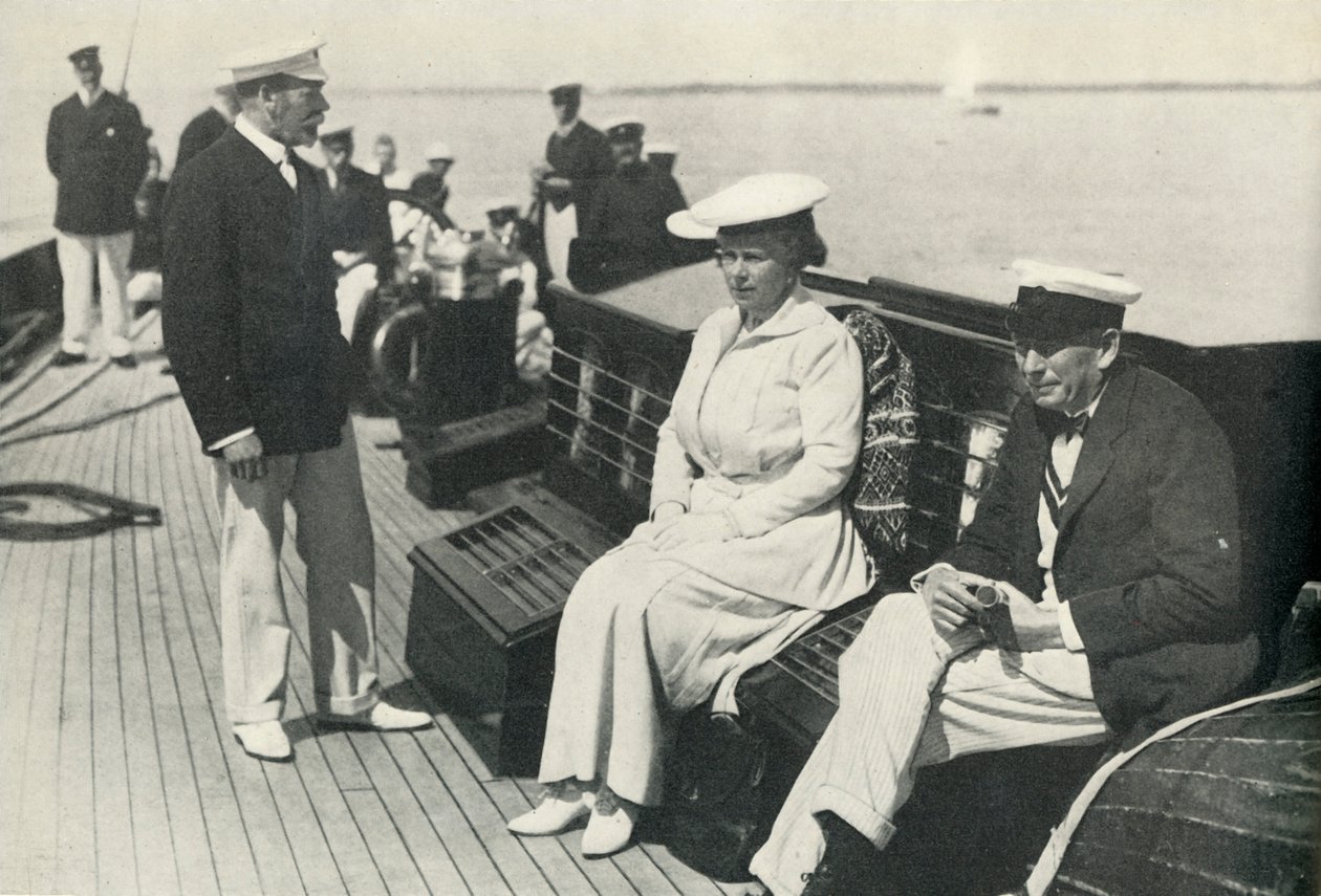 Om Britannia med King George og Sir Charles Cust, c1920, 1951. af Unbekannt