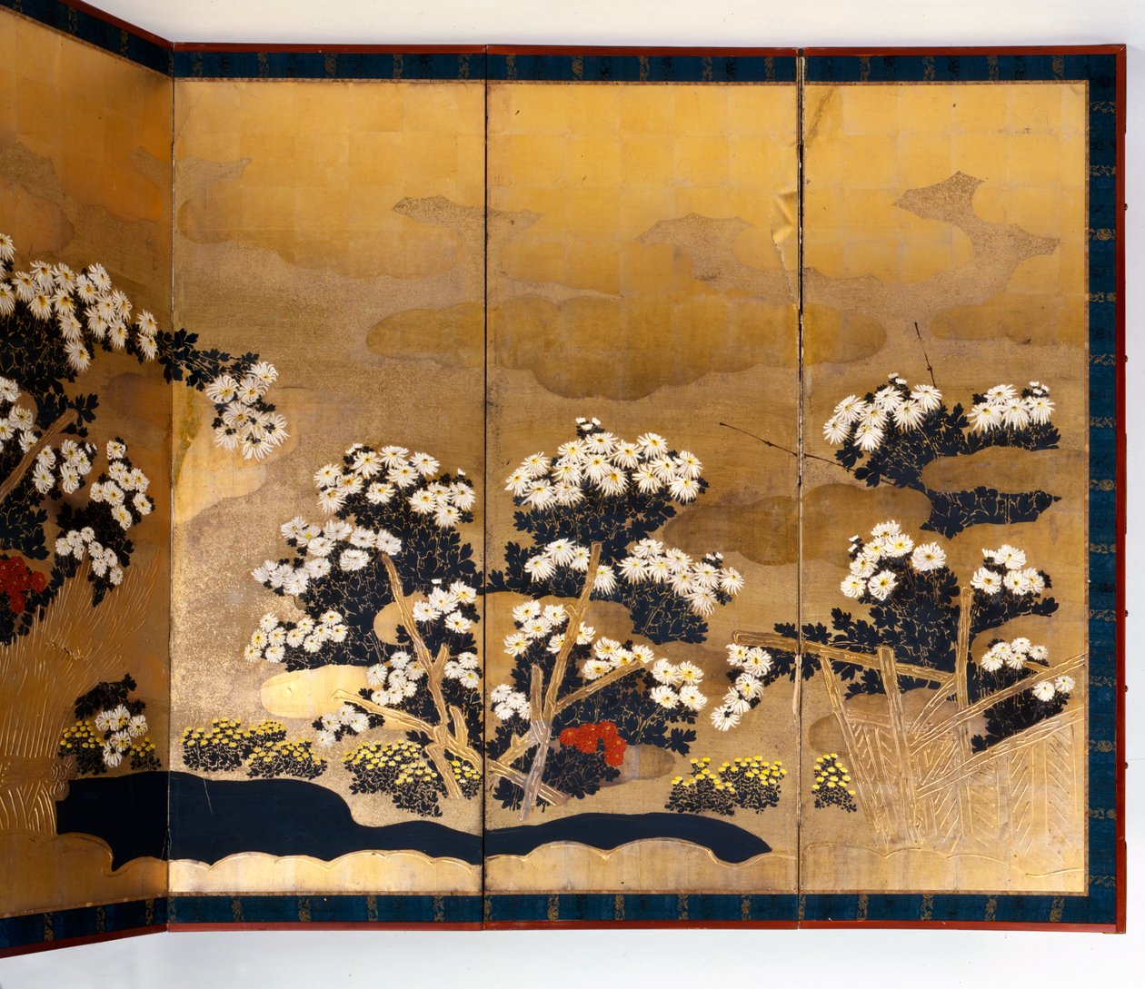 Par skærme med 6 paneler med guldbaggrund, Edo-periode, japansk, 1600-1867 af Unbekannt