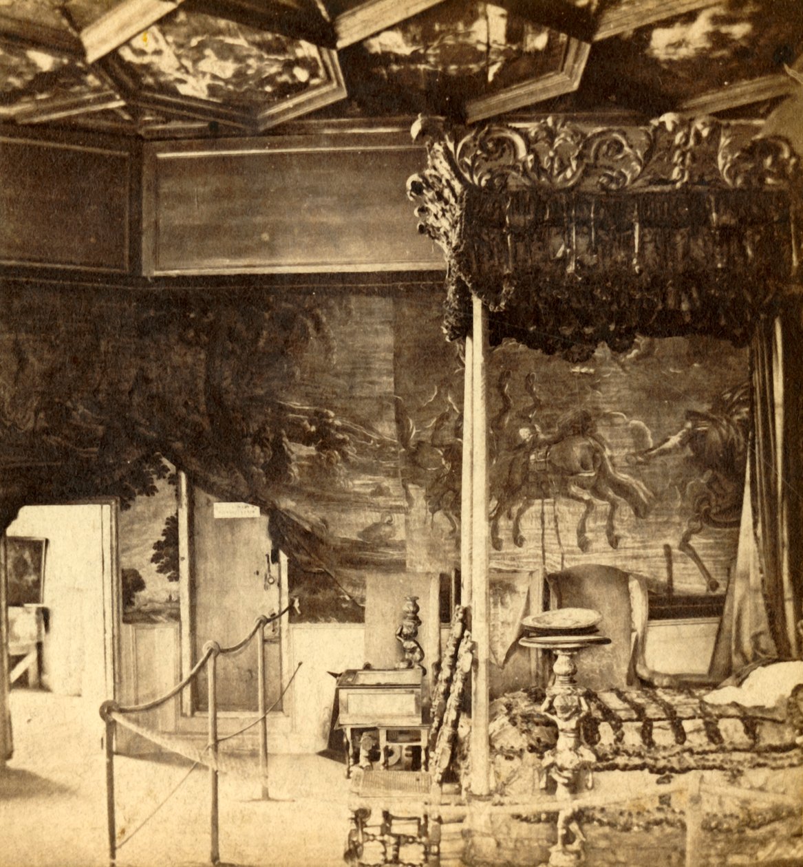 Palace of Holyrood. Queen Marys soveværelse, c1912. af Unbekannt