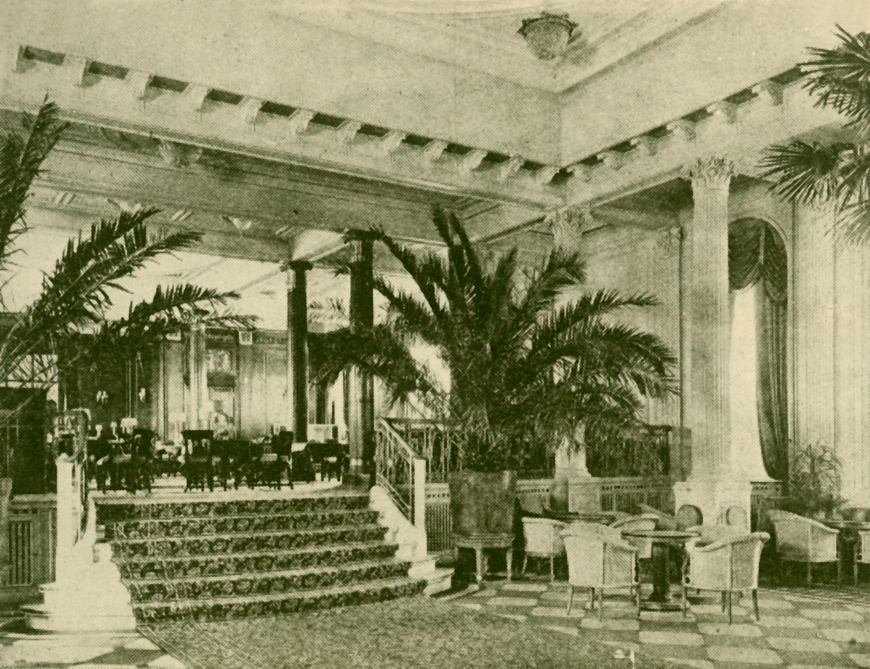 Palm Court and Lounge in the Majestic, c1930. af Unbekannt