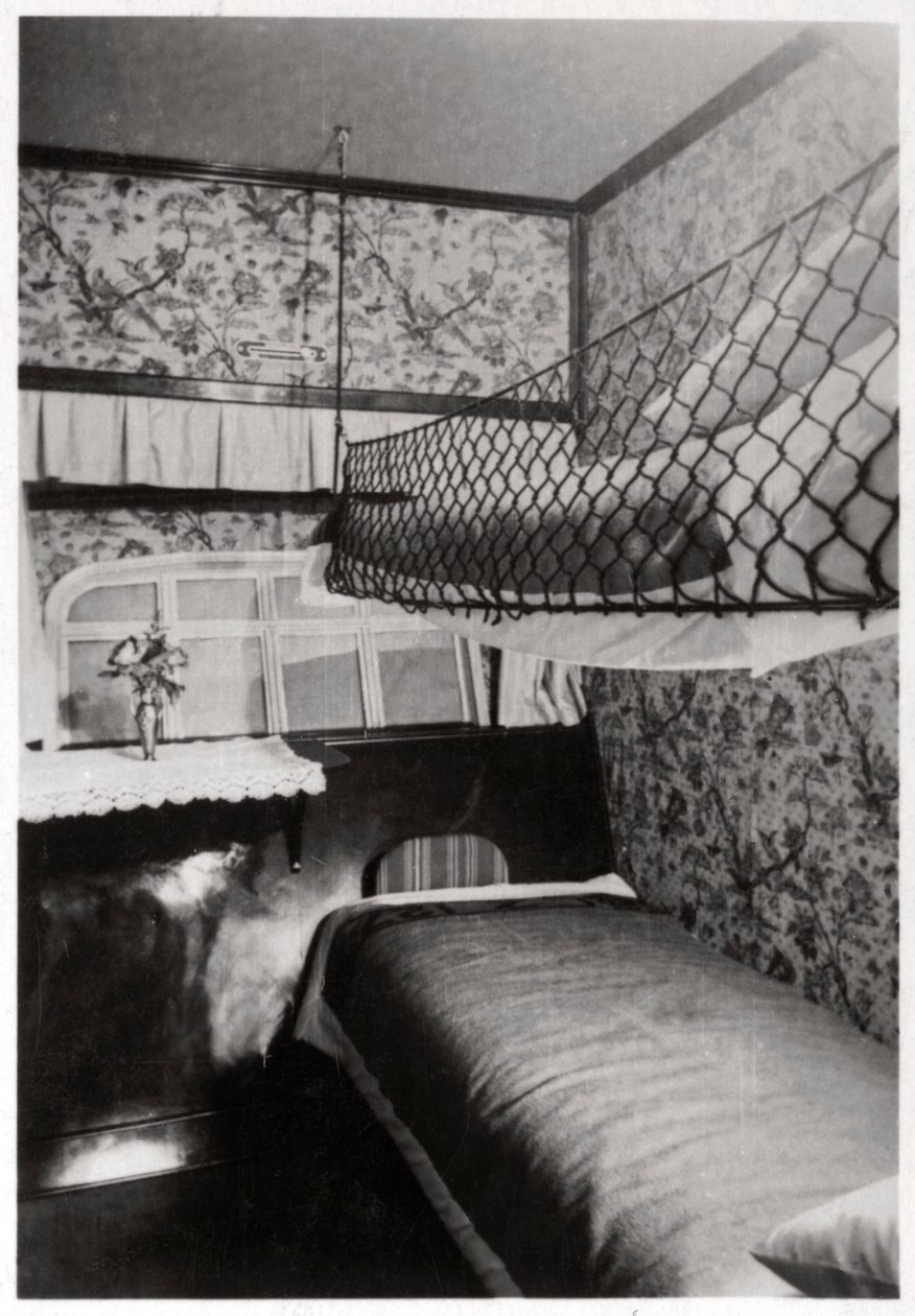 Passagerkabine om natten, LZ 127 Graf Zeppelin, 1933 af Unbekannt