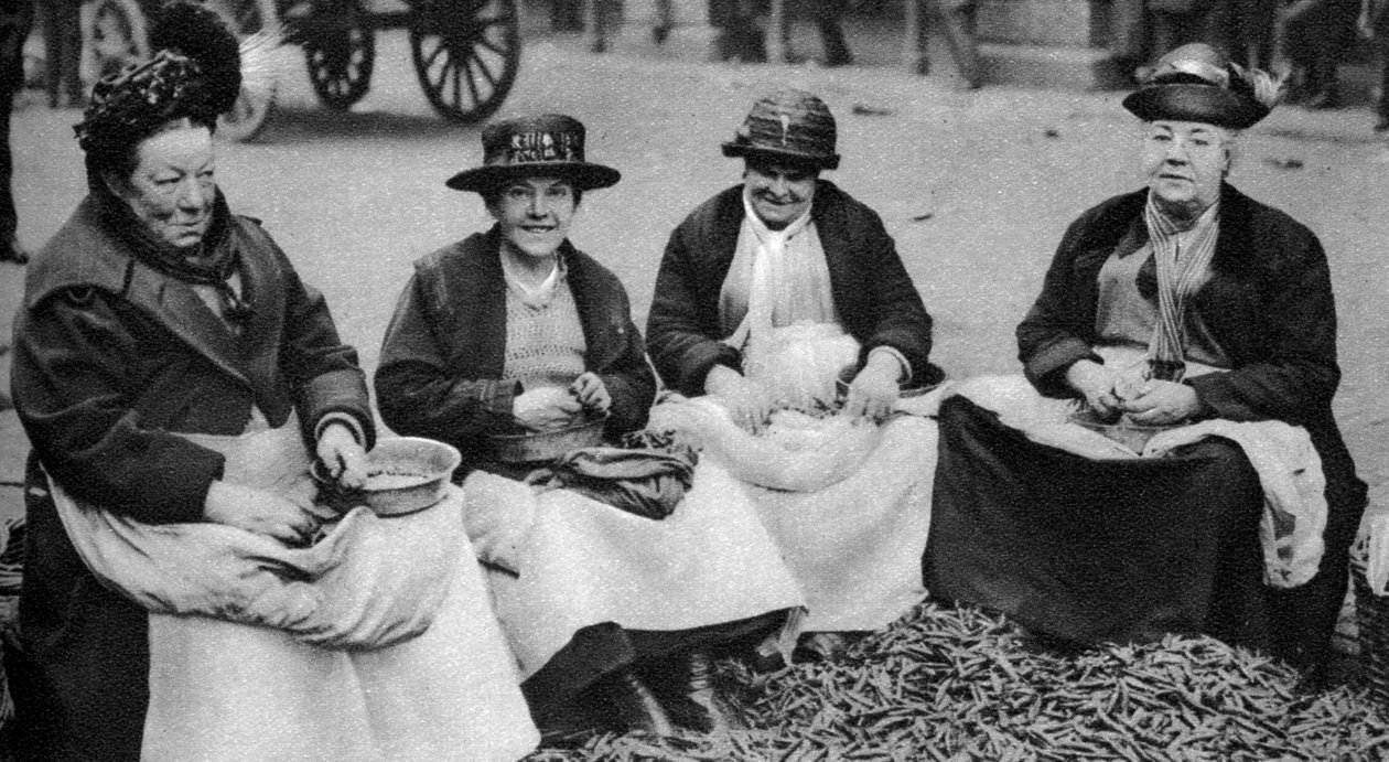 Ærtebeskydning i Covent Garden, London, 1926-1927 af Unbekannt
