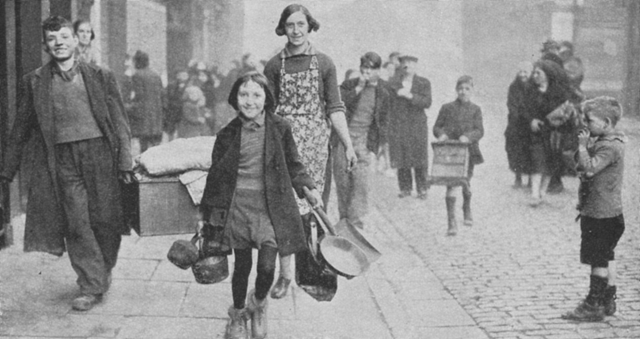 Mennesker gjort hjemløse af tysk bombning, Liverpool, Anden Verdenskrig, 1941 af Unbekannt