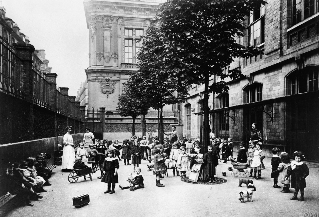 Fotografi af børn i skolen under Pariserkommunen, 1871 af Unbekannt