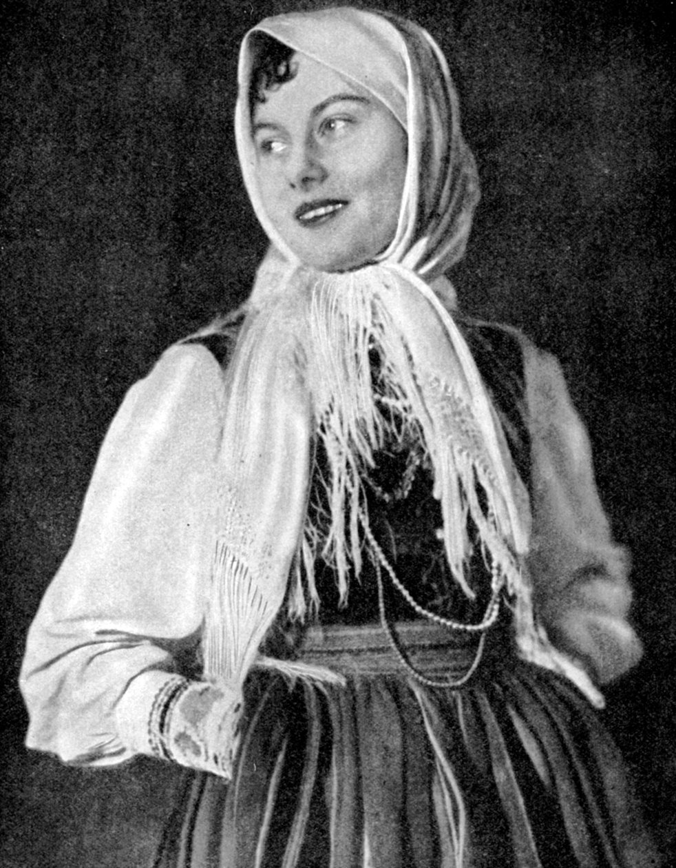 Polsk kvinde i traditionel kjole, 1936 af Unbekannt