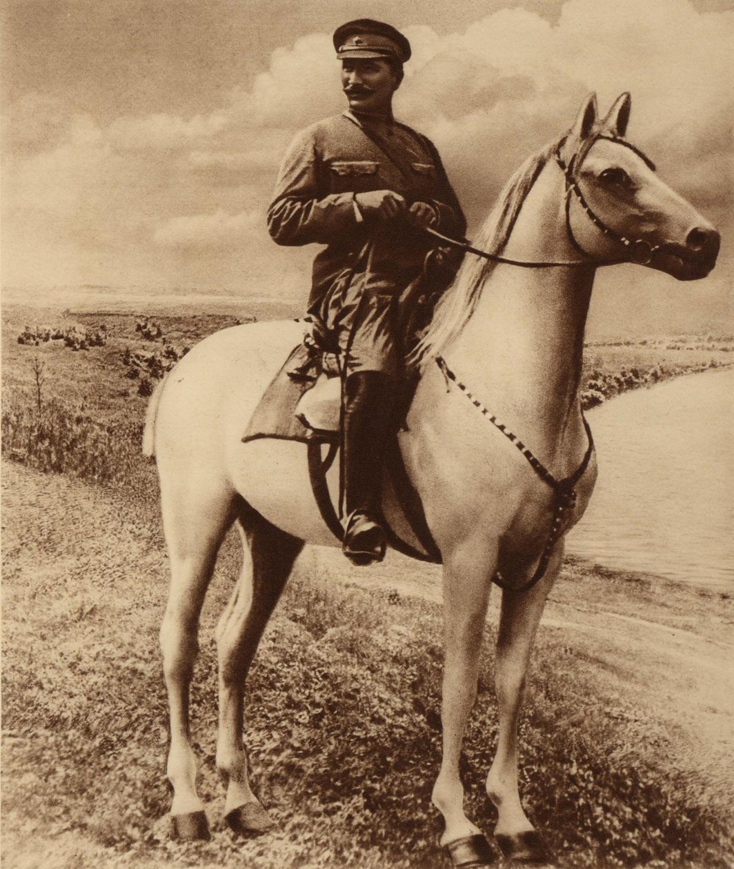 Portræt af Semyon Mikhailovich Budyonny 1883-1973. af Unbekannt