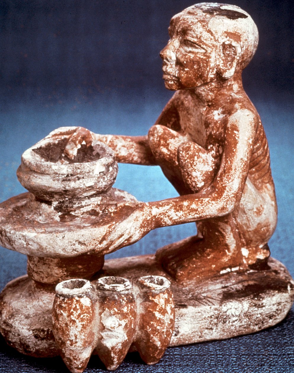 Potter, der drejer kar på et hjul, oldægyptisk, Gamle kongerige, 5. dynasti 2565-2420 f.Kr. af Unbekannt