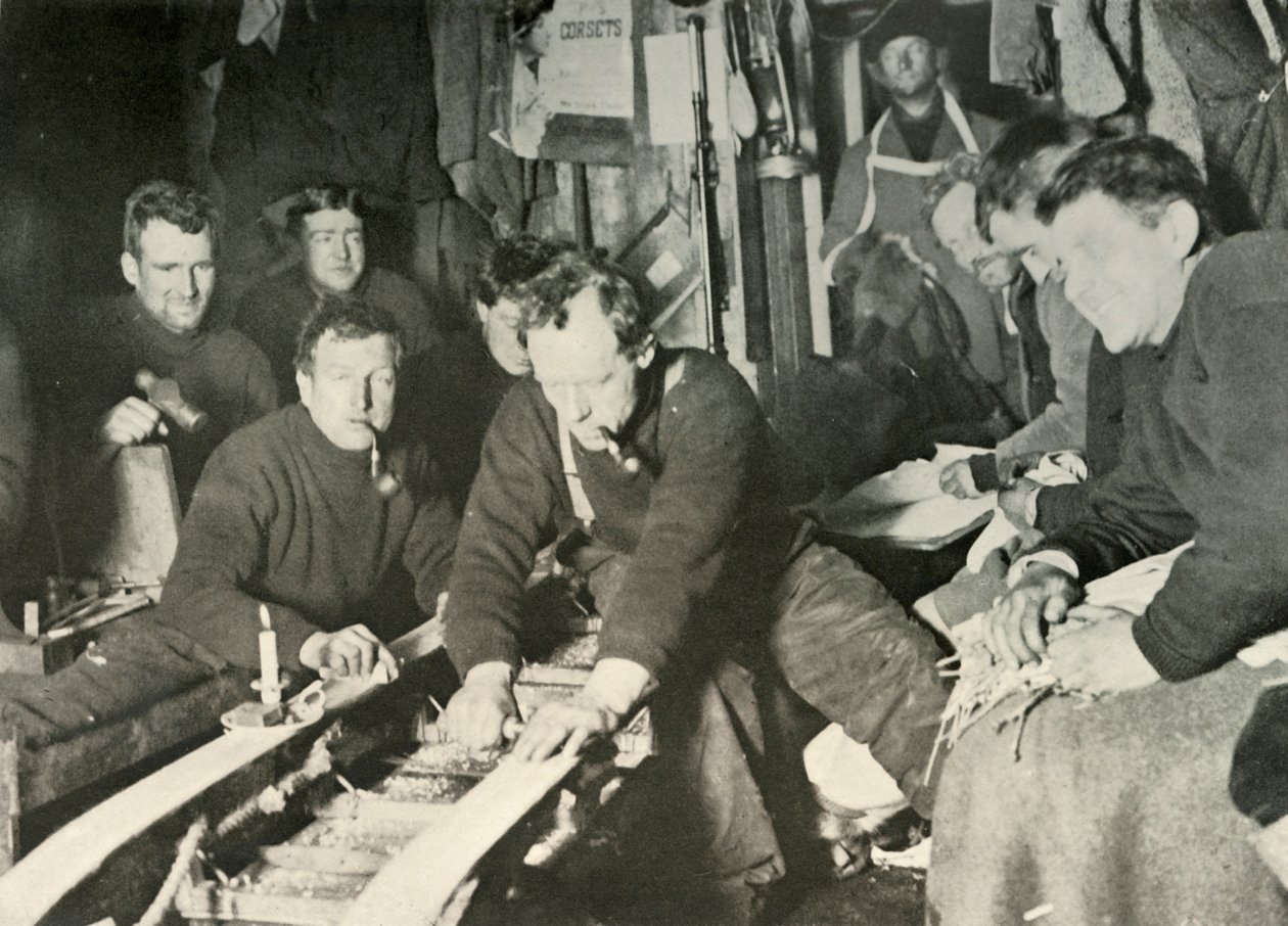 Klargøring af en slæde om vinteren, 1908, 1909 af Unbekannt