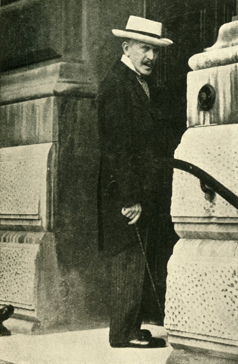 Prins Lichnowsky ved Udenrigsministeriet, London, 1914, c1920. af Unbekannt