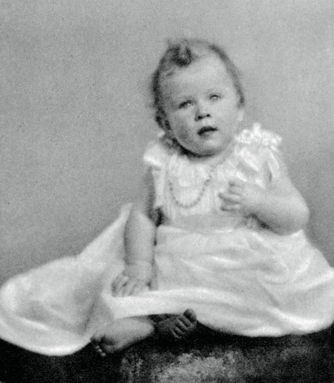Prinsesse Elizabeth i 1926, da hun var et par måneder gammel, 1937 af Unbekannt