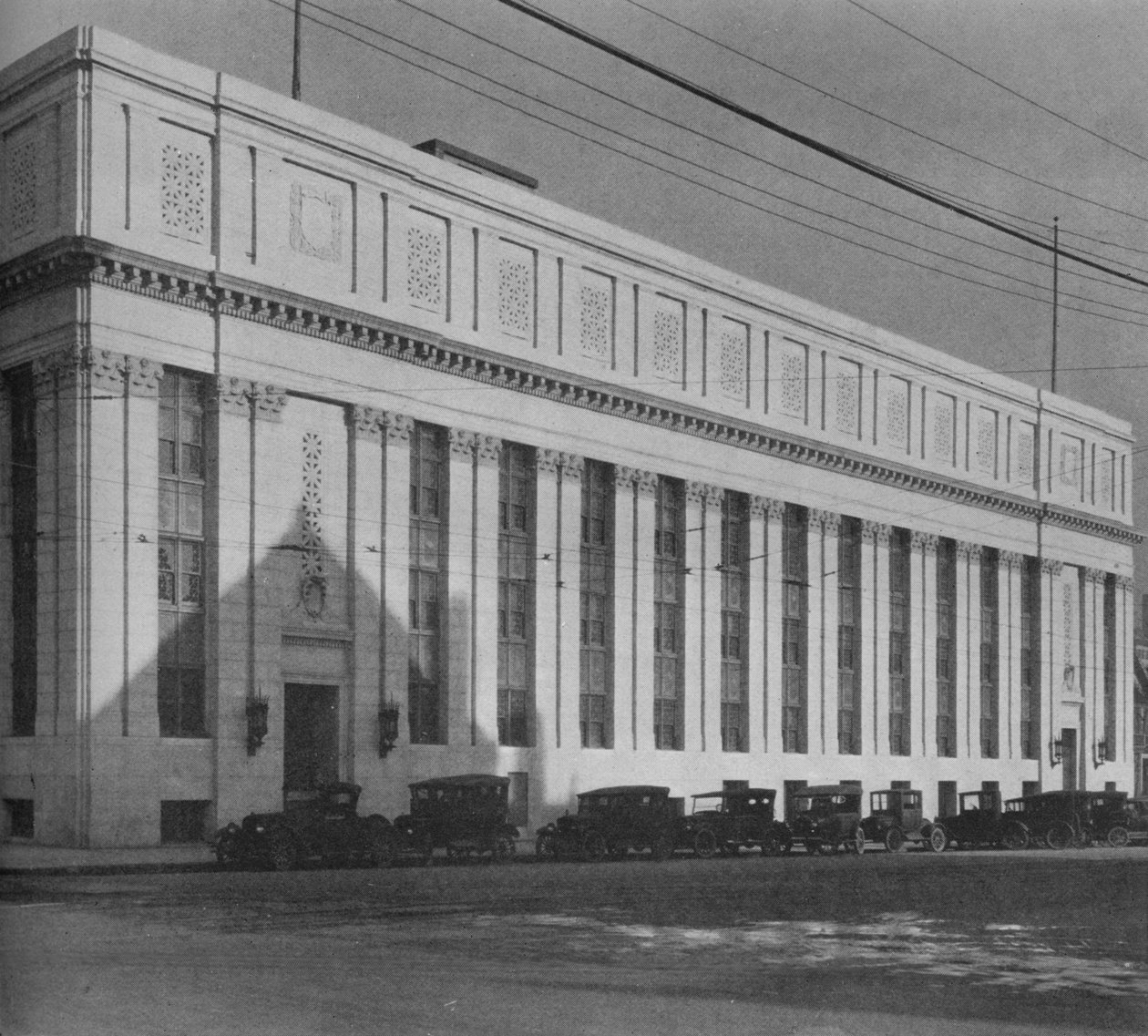 Hovedfacade af frimurertemplet, Birmingham, Alabama, 1924 af Unbekannt