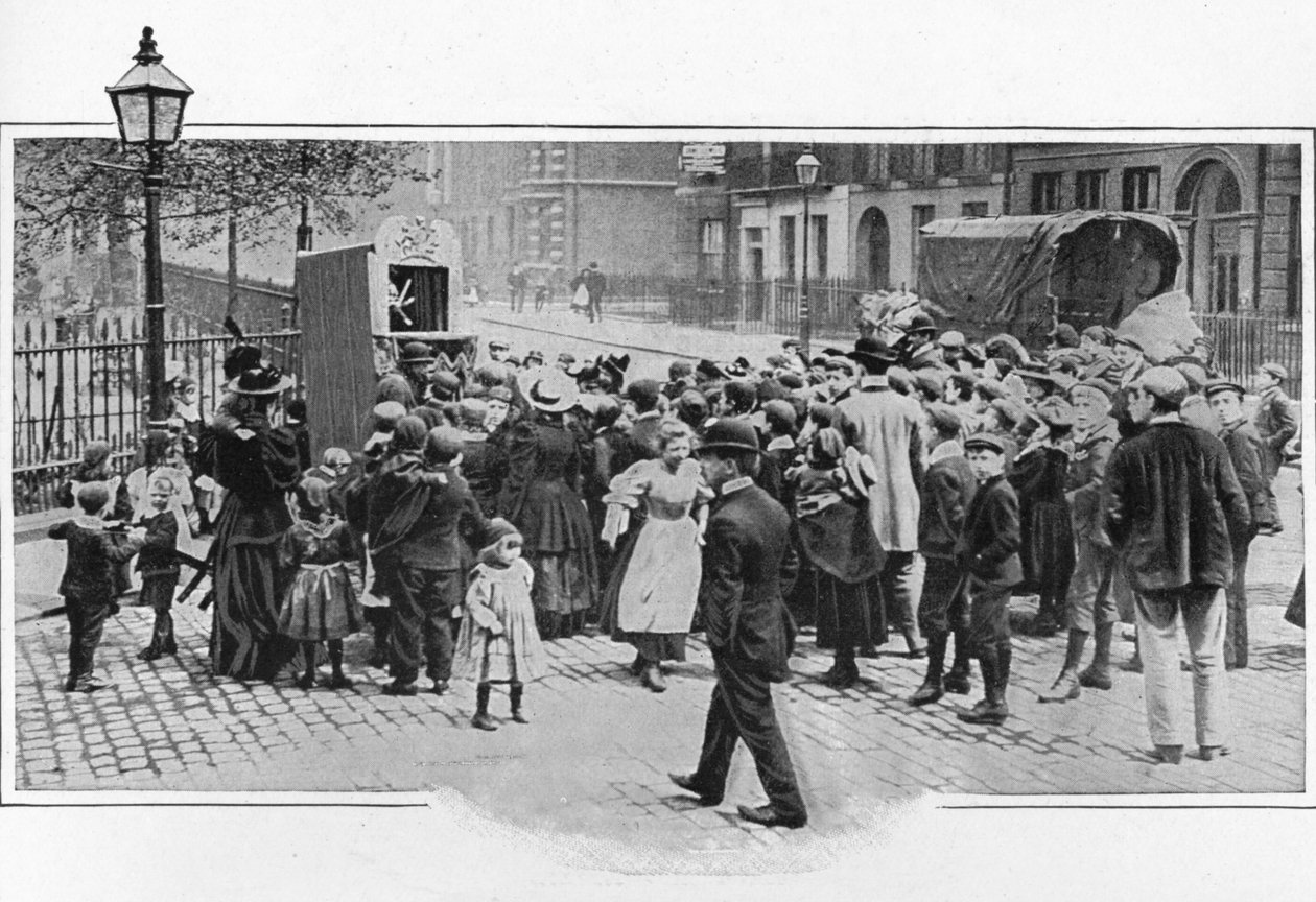 Punch and Judy show, London, c1903 1903 af Unbekannt