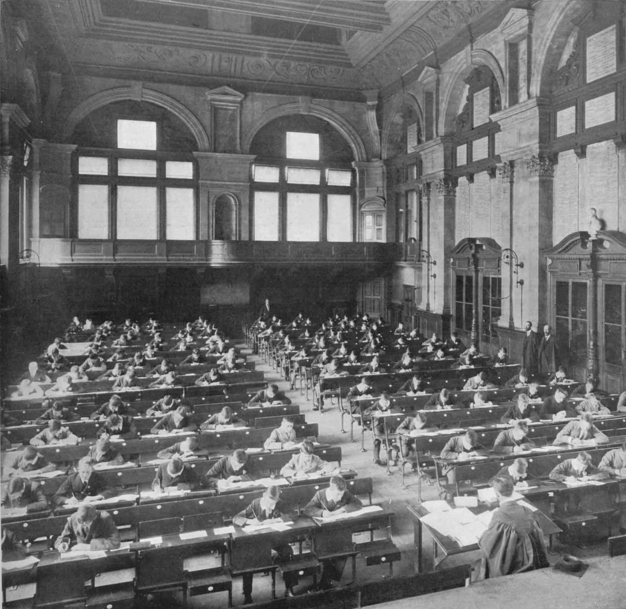 Elever til eksamen ved City of London School, c1903 1903 af Unbekannt