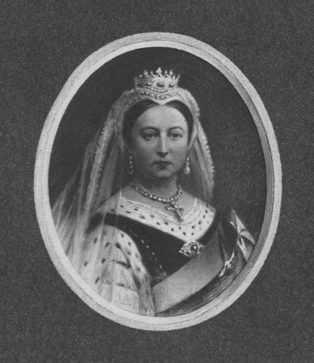 Dronning Victoria i statsklæder, 1901. af Unbekannt