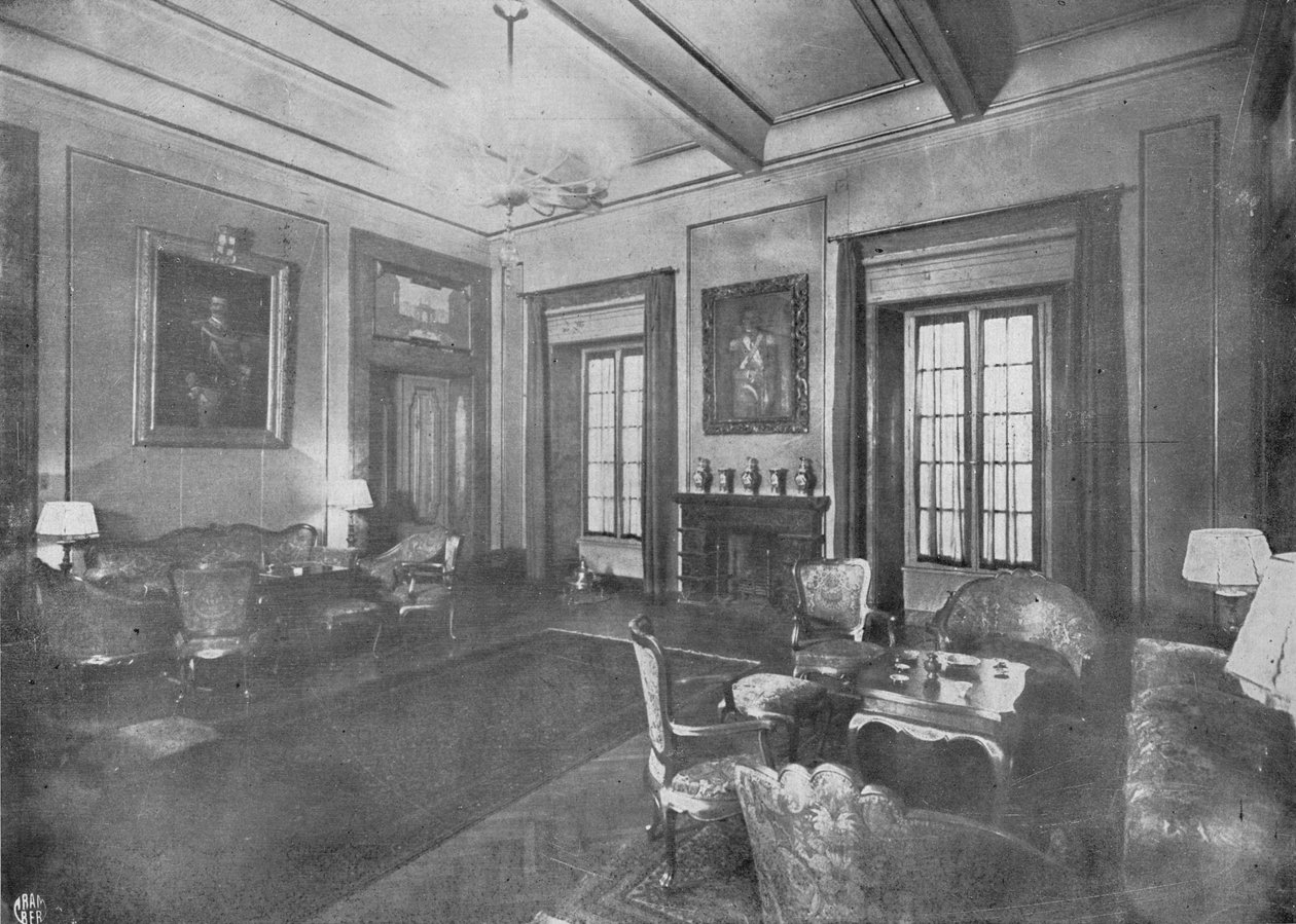 Receptionslokale for besøg af kong Victor Emmanuel III og dronning Elena af Italien i Cairo, c1933. af Unbekannt