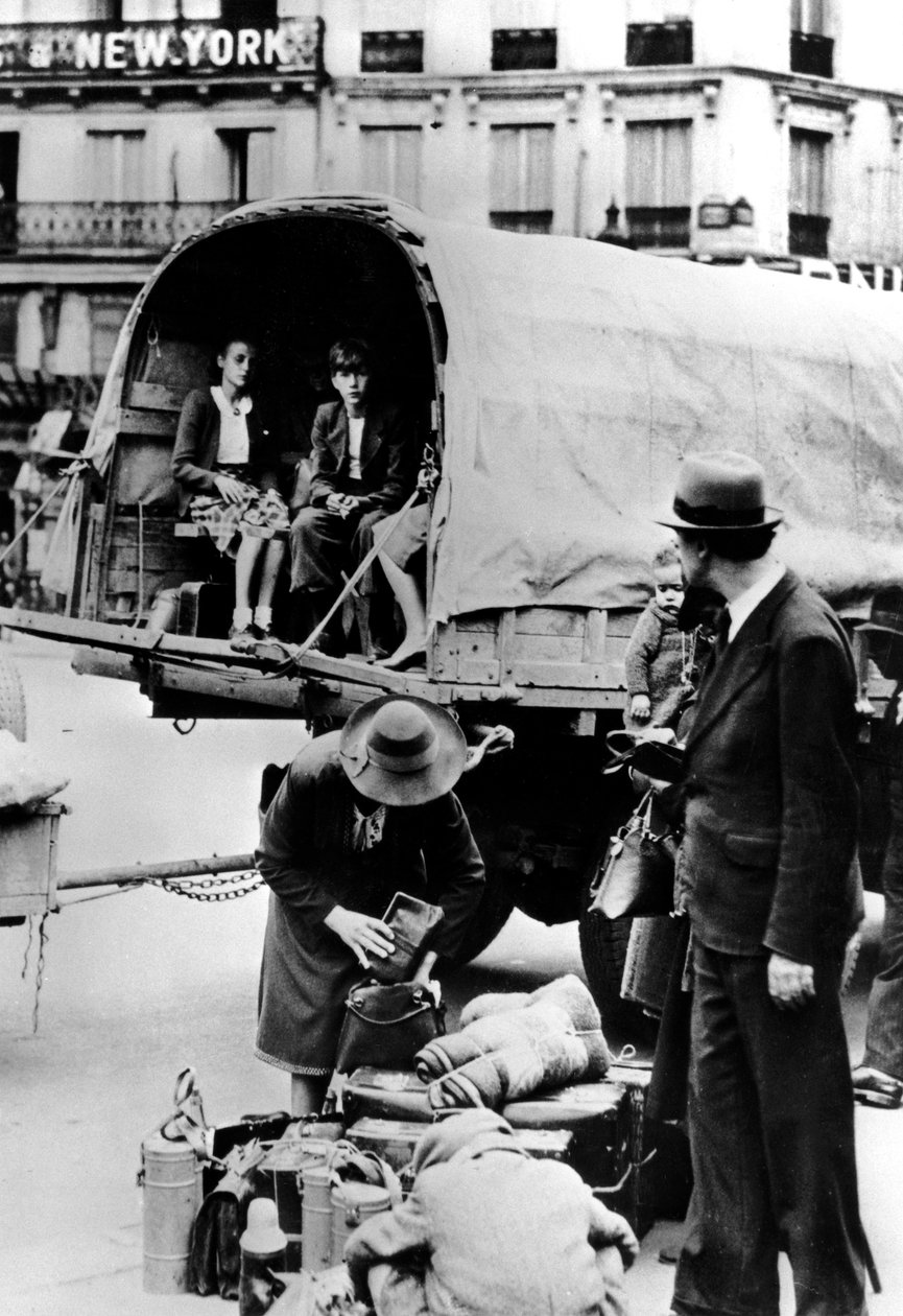 Flygtninge på vej hjem, Paris, juli 1940 af Unbekannt