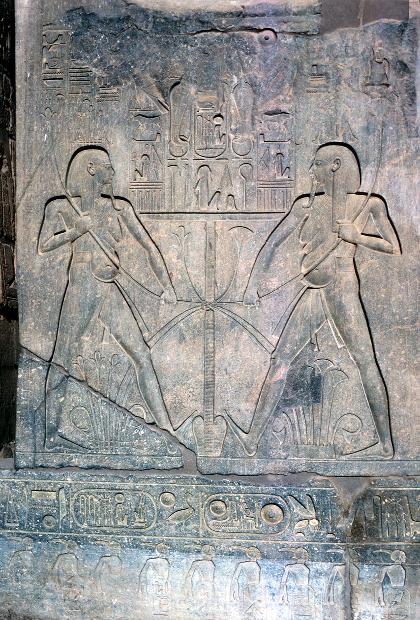 Relief af to figurer af Hapy Nilens gud, tempel helligt for Amun Mut & Khons, Luxor, Egypten af Unbekannt