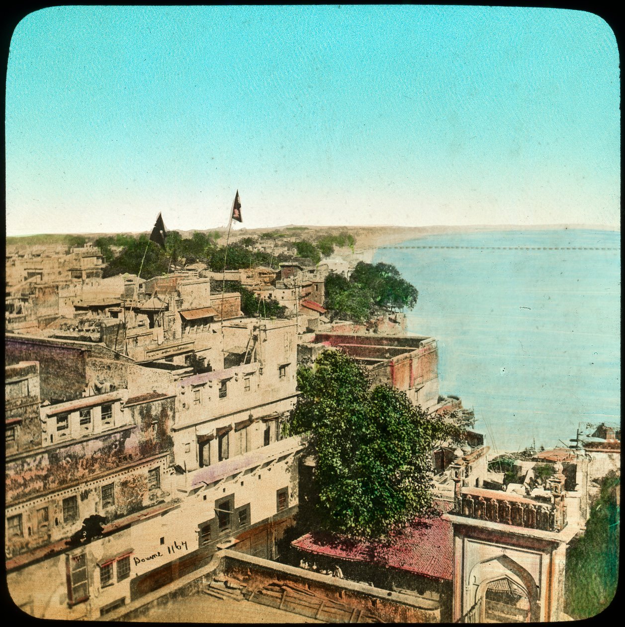 Ganges-floden fra Aurangzeb-moskeen, Benares, Indien, slutningen af det 19. eller begyndelsen af det 20. århundrede af Unbekannt