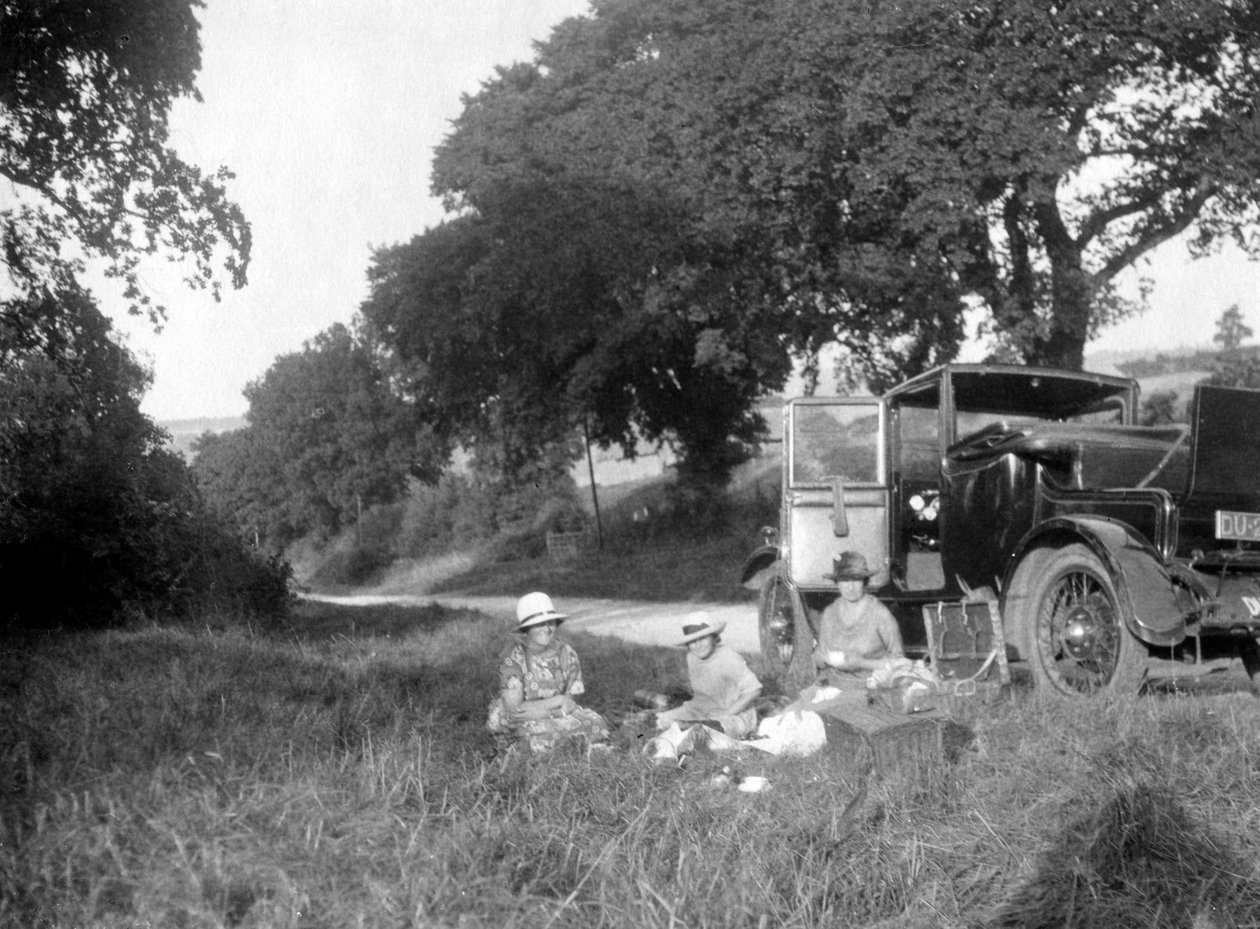 Vejside-picnic, c1920