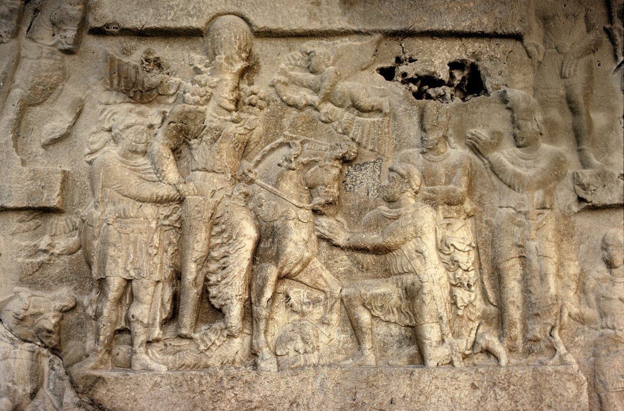 Klipperelief forestillende den sassaniske kong Shapur I (241-72), den romerske kejser Baldrian (ca. 240-260) og persiske generaler, 3. århundrede (sten) af Unbekannt