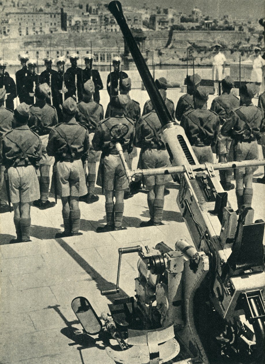 Royal Marines ved paraden, der fejrer det vellykkede forsvar af Malta, Anden Verdenskrig, 1943 1944. af Unbekannt
