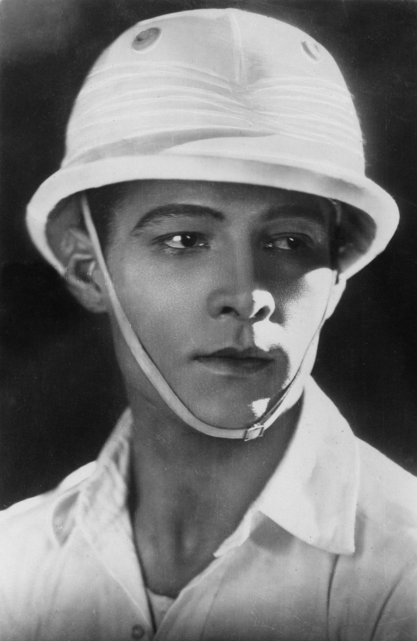 Rudolph Valentino 1895-1926, italiensk skuespiller, c1920