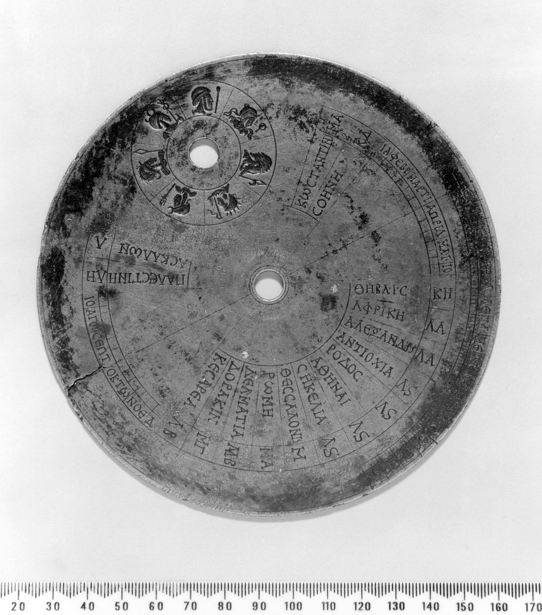 SUNDIALS, ALTITUDE Dele af et byzantinsk bærbart solur, c AD Dele af et byzantinsk bærbart solur, c AD 520 af Unbekannt