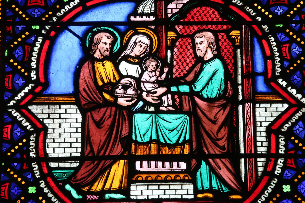 Hellig hjerte kirke. Glasmosaik vindue. Præsentationen af Jesus ved templet, 20160604, Moulins, Frankrig af Unbekannt