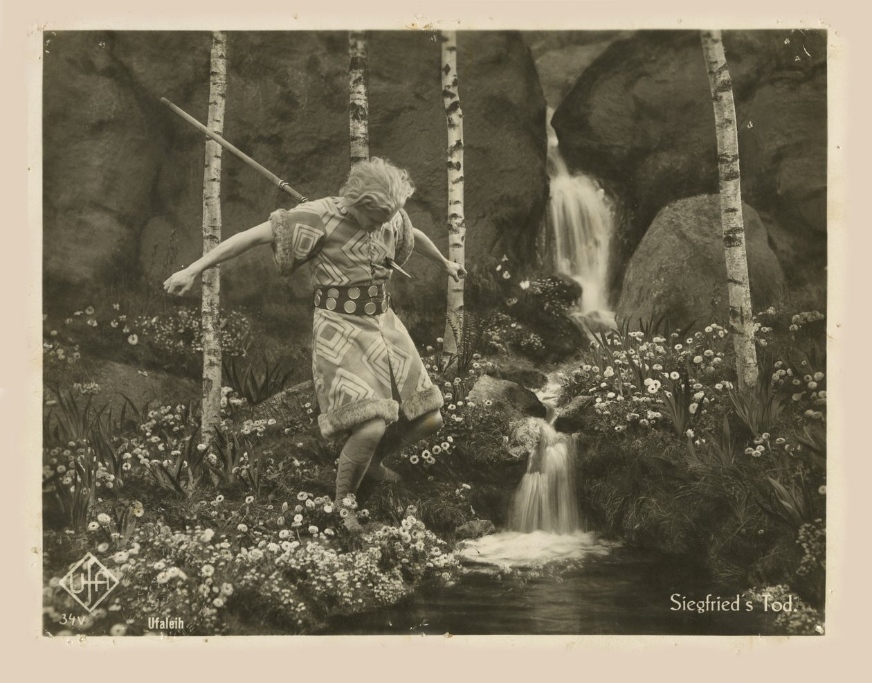 Scene fra filmen Die Nibelungen: Siegfried af Fritz Lang, 1924. af Unbekannt