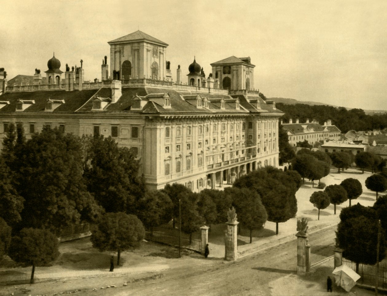 Esterházy Palace, Eisenstadt, Burgenland, Østrig, c1935. af Unbekannt