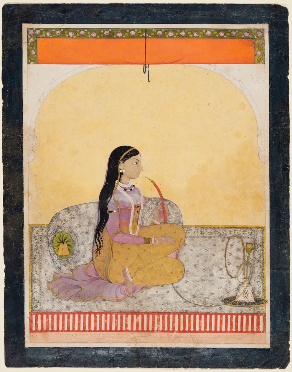 Siddende dame ryger vandpibe, ca. 1780. af Unbekannt