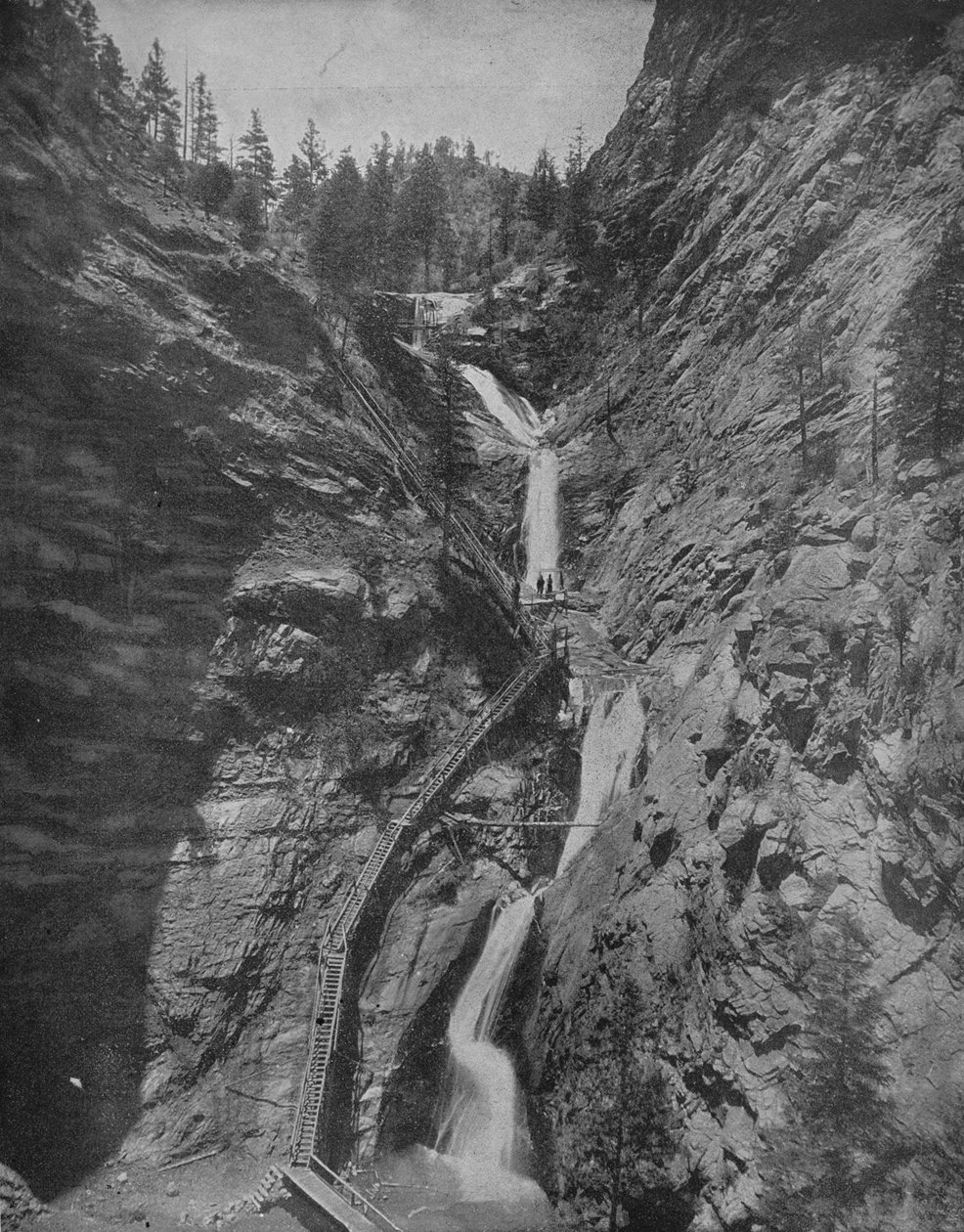 Seven Falls, Cheyenne Canon, Colorado, c1897. af Unbekannt