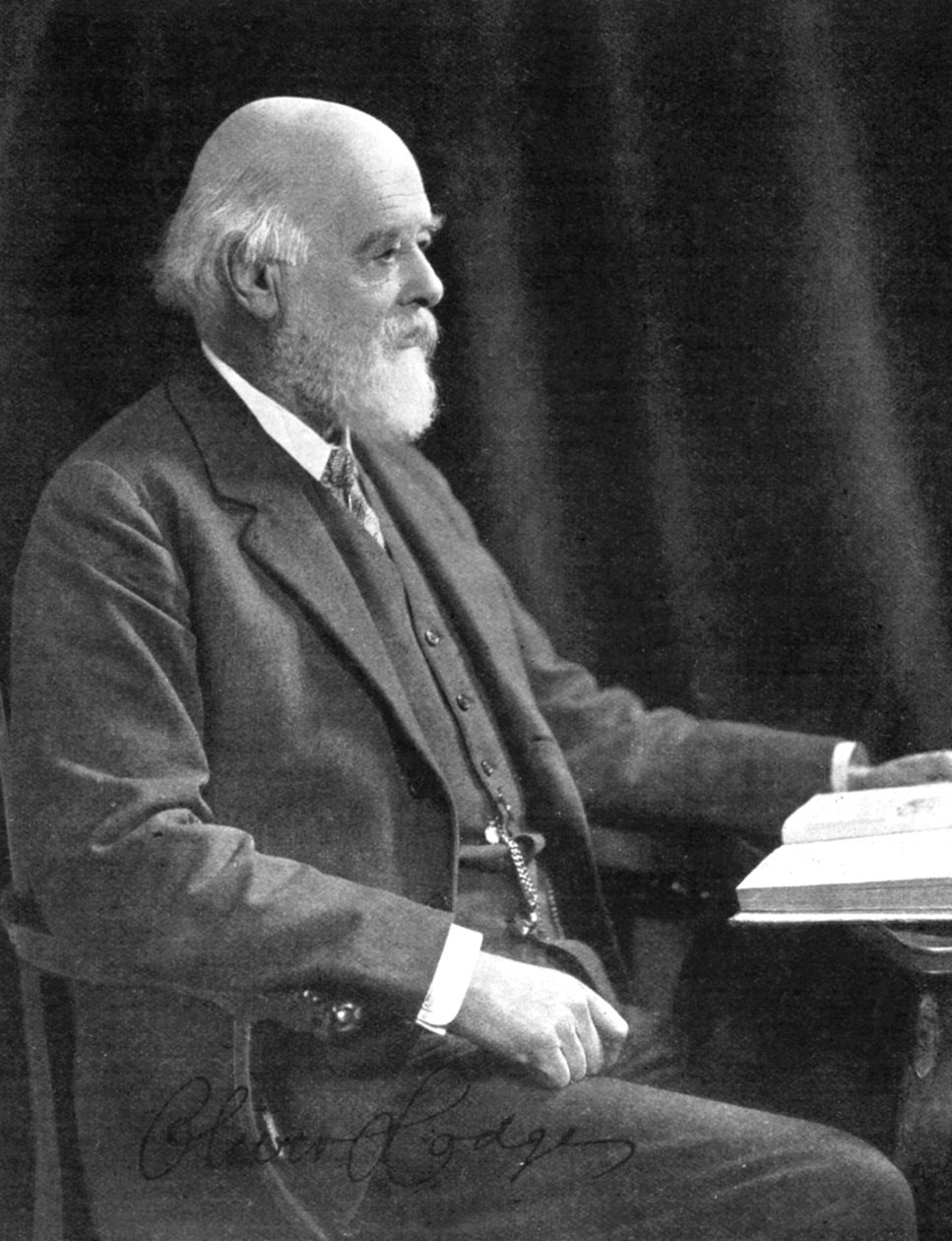Sir Oliver Joseph Lodge 1851-1940, engelsk fysiker og forfatter, begyndelsen af det 20. århundrede af Unbekannt